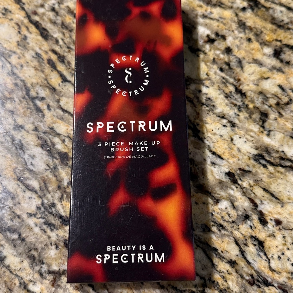 Spectrum 3-Piece Makeup Brush Set